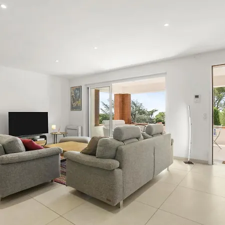 Apartman Appt 4 Etoiles -2 - Piscine - Wifi - Clim Saint-Raphaël