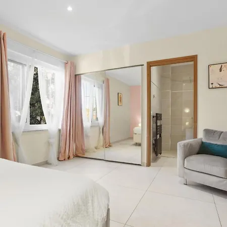 Appt 4 Etoiles -2 - Piscine - Wifi - Clim Apartman *
