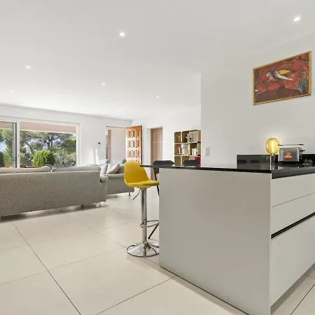 Appt 4 étoiles -2 - Piscine - Wifi - Clim * Saint-Raphaël