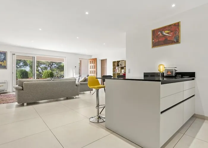 Appt 4 Etoiles -2 - Piscine - Wifi - Clim * Saint-Raphaël