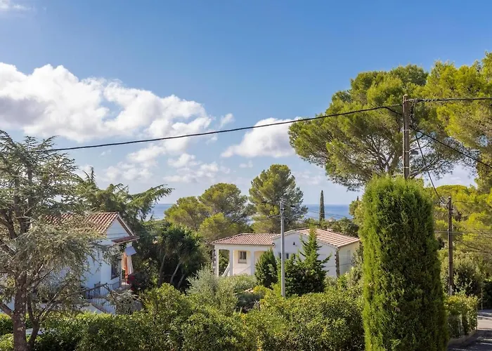 Appt 4 Etoiles -2 - Piscine - Wifi - Clim Daire Saint-Raphaël
